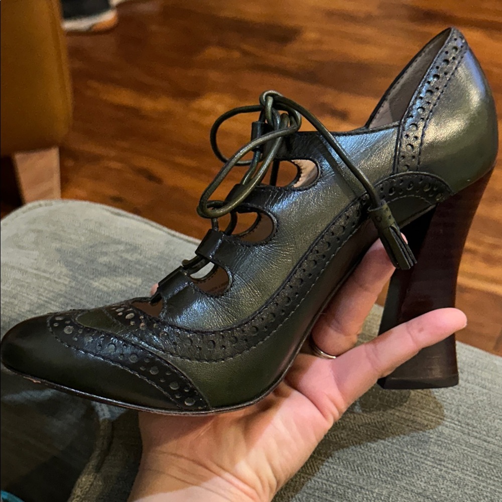 Tory Burch Lace Up Astrid Oxford Heels sz 7.5 - Picture 4 of 15